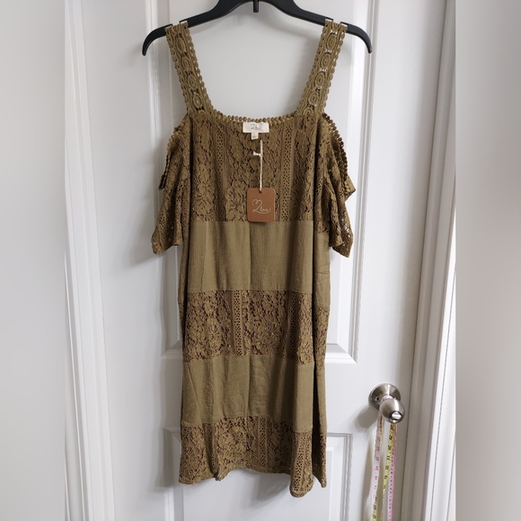 NWT LOVE Olive Lace Detail Mini dress With Cold Shoulder - Picture 1 of 10